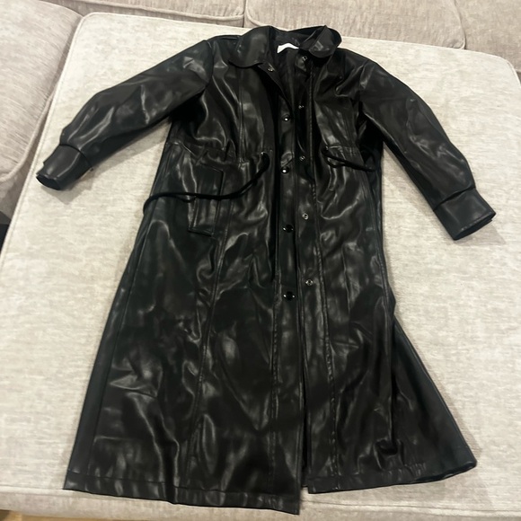 OAK + FORT
Coat 4021 vegan leather black trench coat - Picture 2 of 7